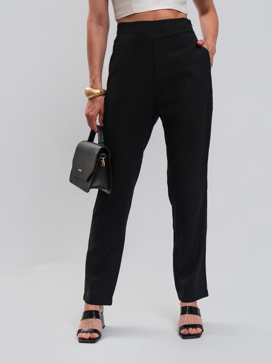 Calça Reisen Em Tecido Plano Reta Preto
