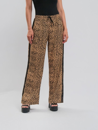Calça Reisen Pantalona Estampada Onça