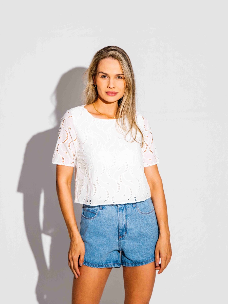 Blusa Reisen Cropped em Laise Off White