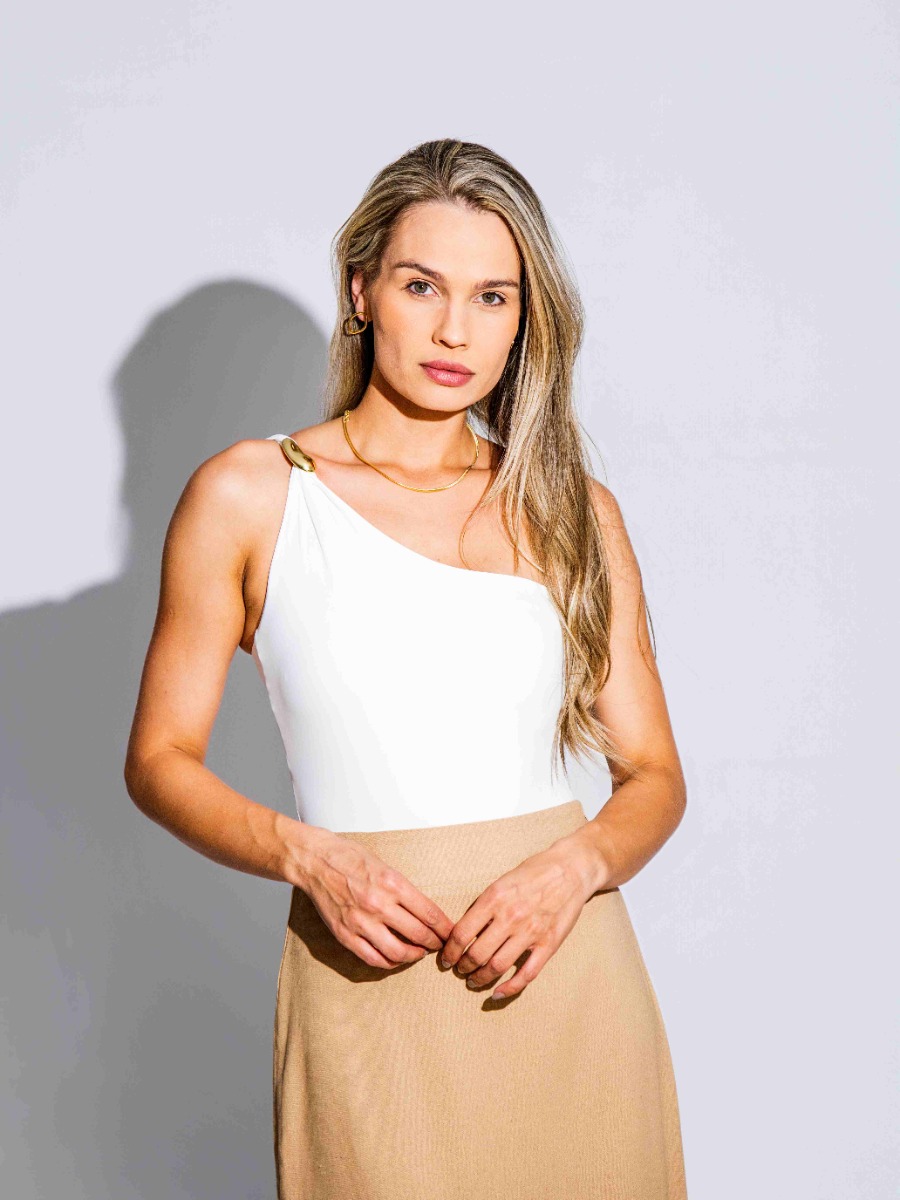 Body Reisen Um Ombro S&oacute; com Detalhe em Metal Branco