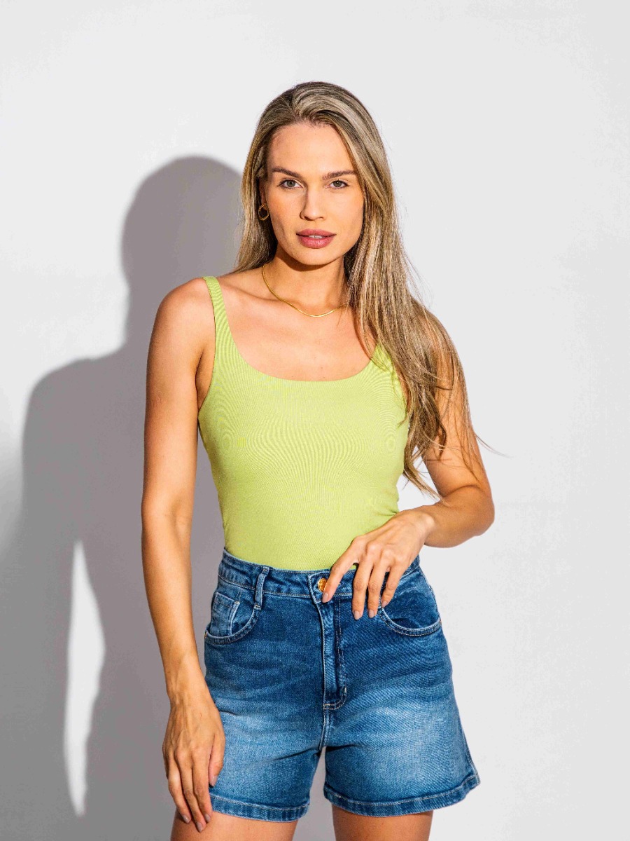 Regata Reisen Decote Quadrado Canelada Verde